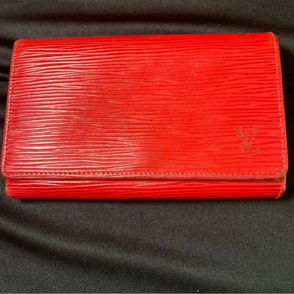 Preloved Rare Louis Vuitton Red Epi Porte Monnaie Billets Tresor Bifold Wallet - Picture 12 of 12